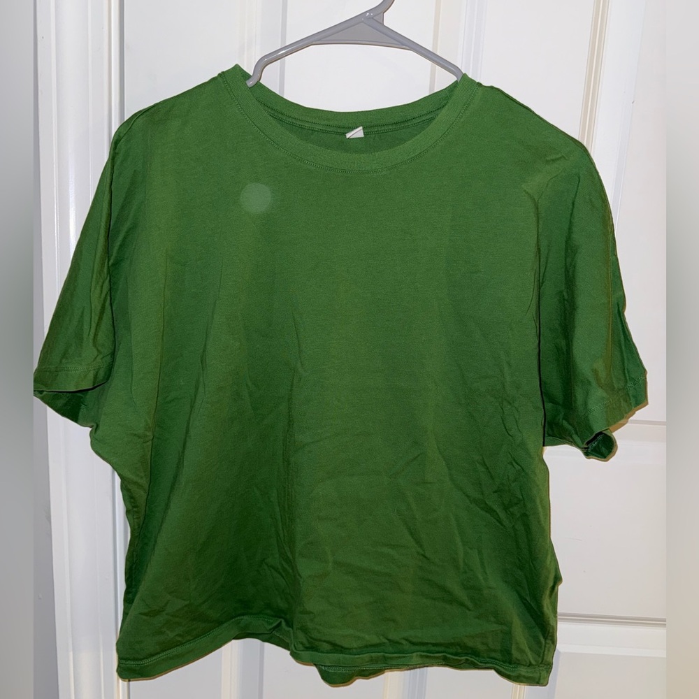 Women’s Green Loose-Fitting UNIQLO T-Shirt